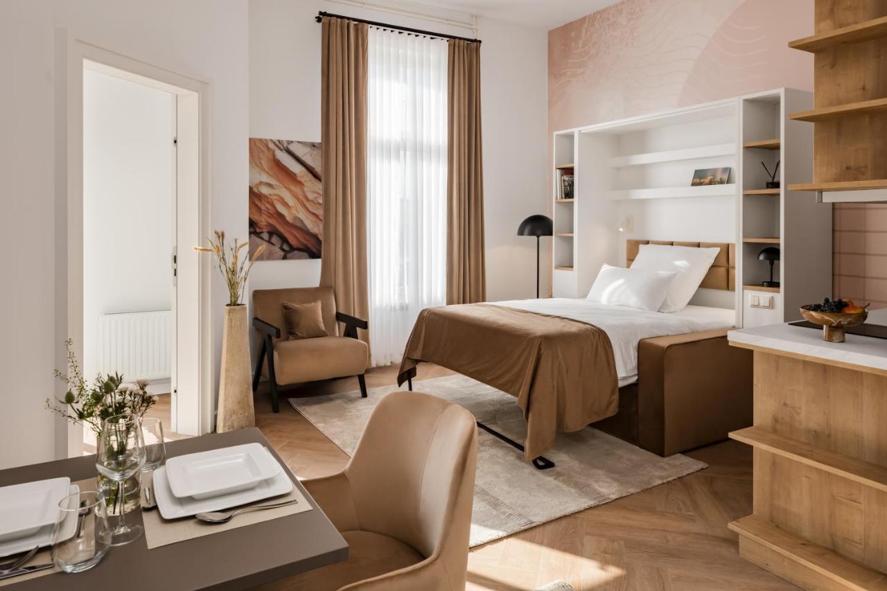 FU Life Berlin Kudamm