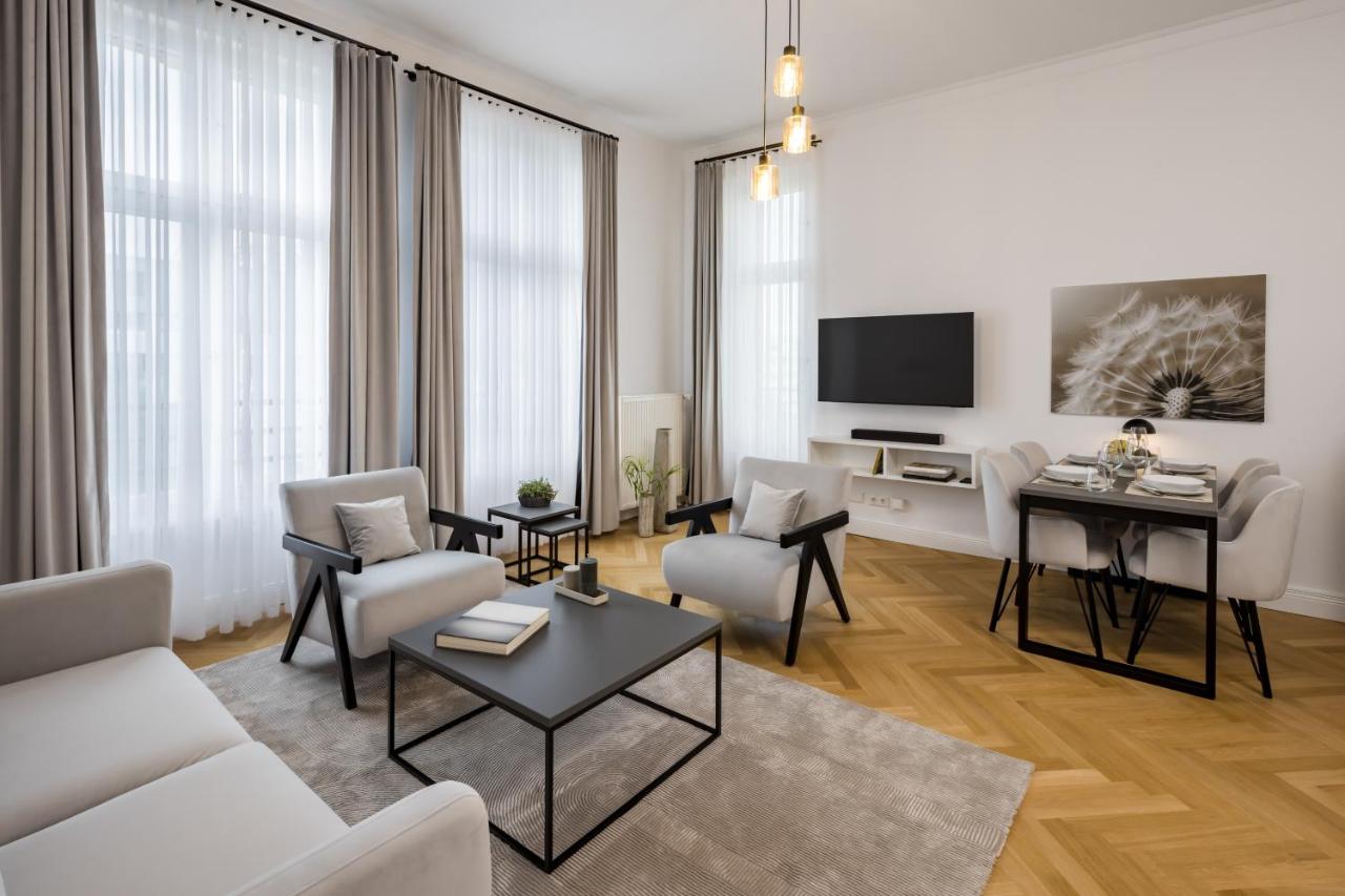 FU Life Berlin Kudamm - 5