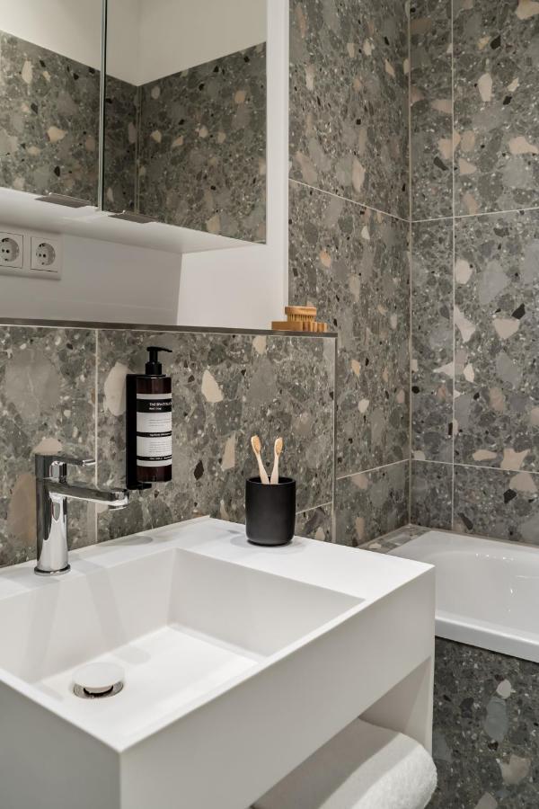 FU Life Berlin Kudamm - 3