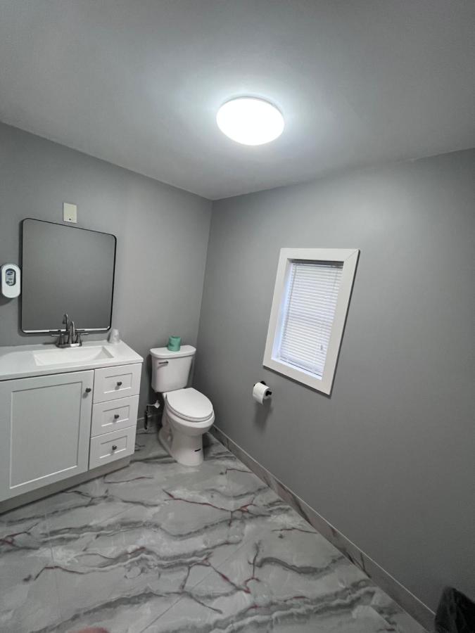Chaplin Inn & Suites — photo 18