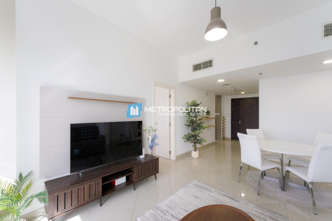 Spacious 2BR, Reem Island, Pool & Parking - 5