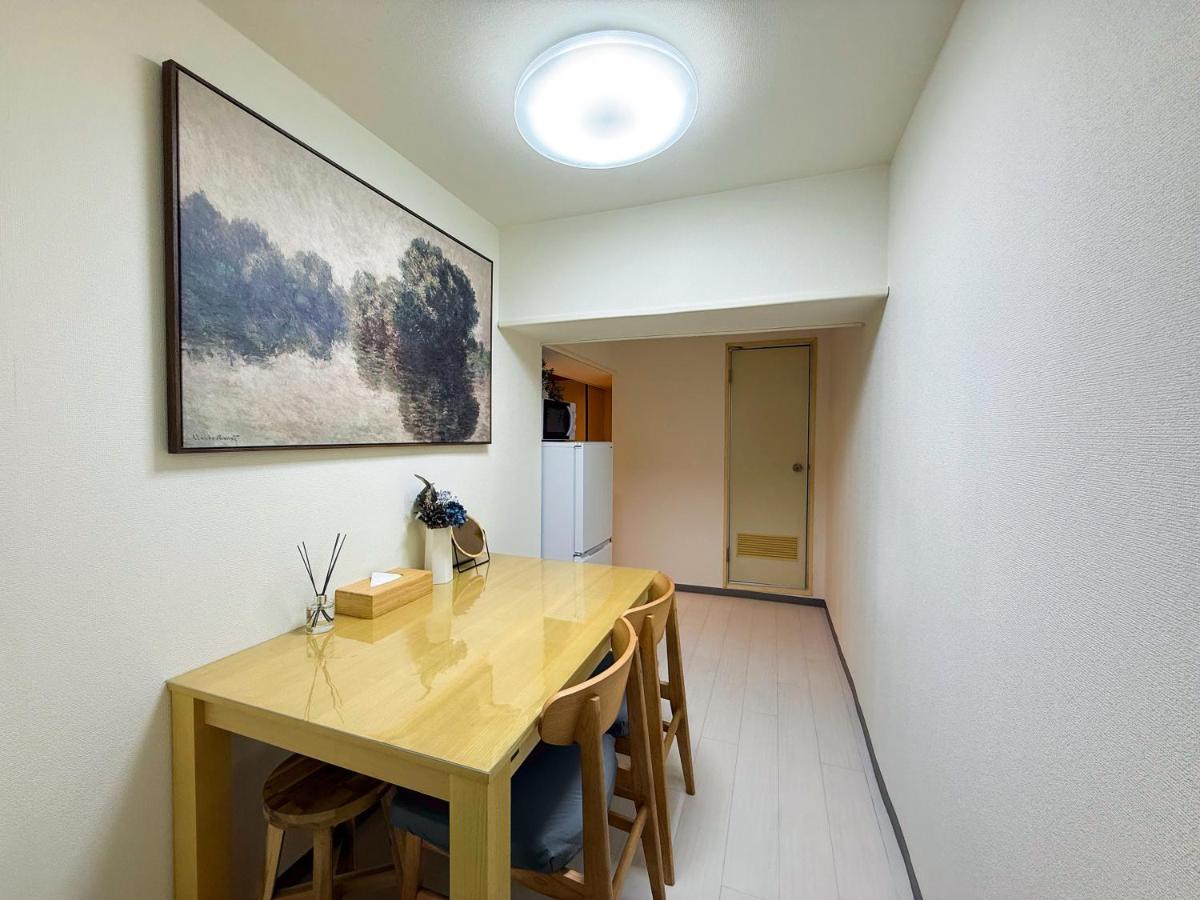 TokyoShinjuk Station800meterskabukicho2minutes101 - 4