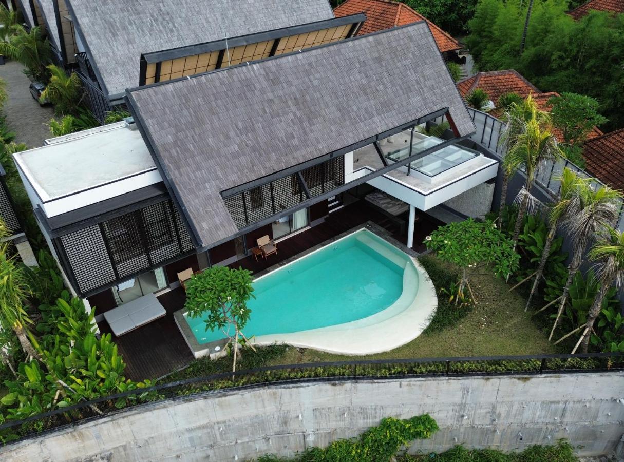New Luxury 5BR Villa Pasisi 10 in Canggu