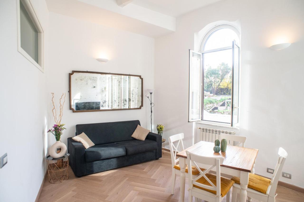 COLOSSEUM STREET HoMe - 4