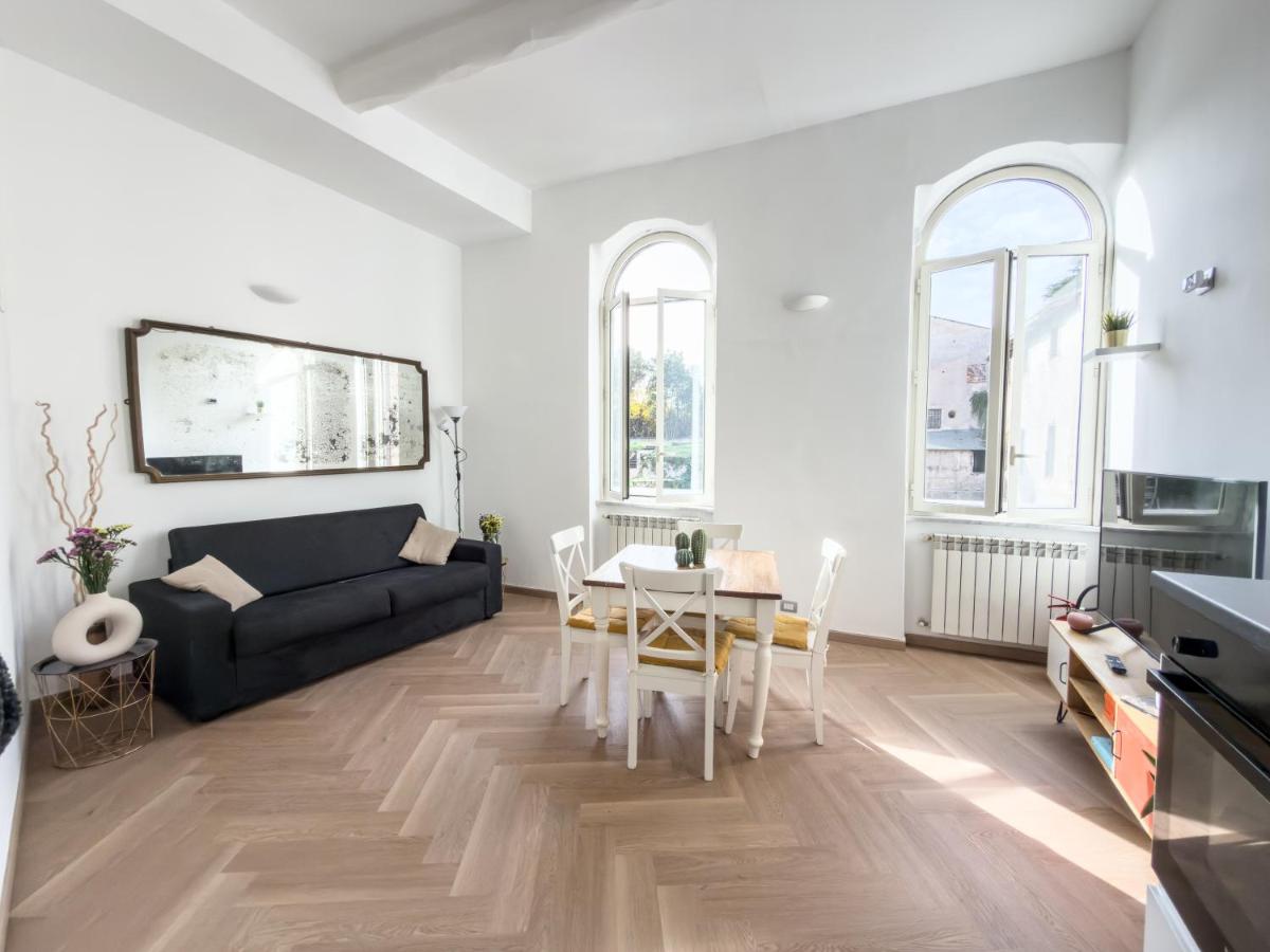 COLOSSEUM STREET HoMe