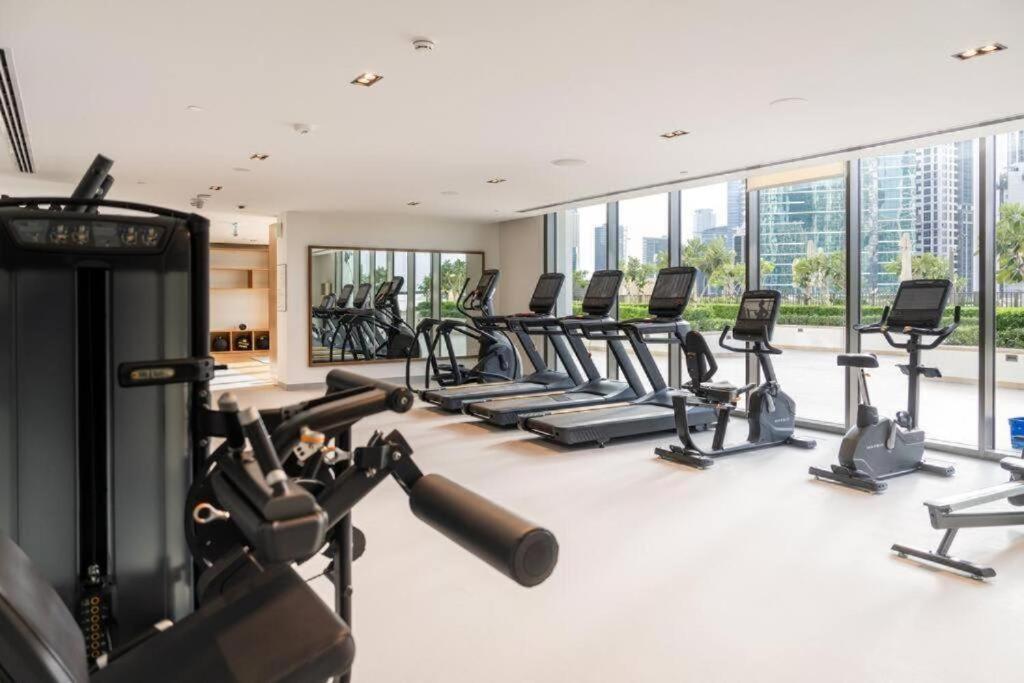 Premium 2BR Residence in Downtown Dubai - 5