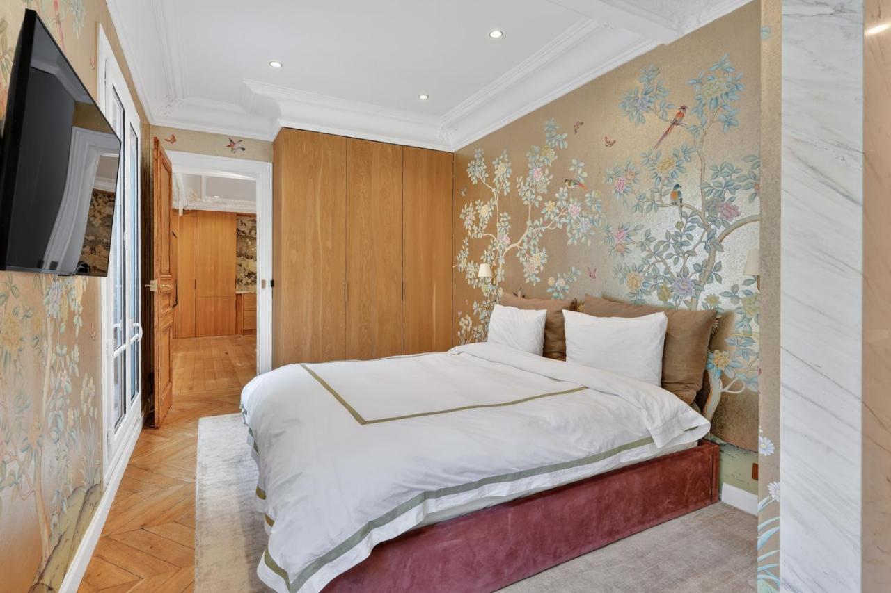 AV Experiences - Appartement Montaigne Luxury - 2