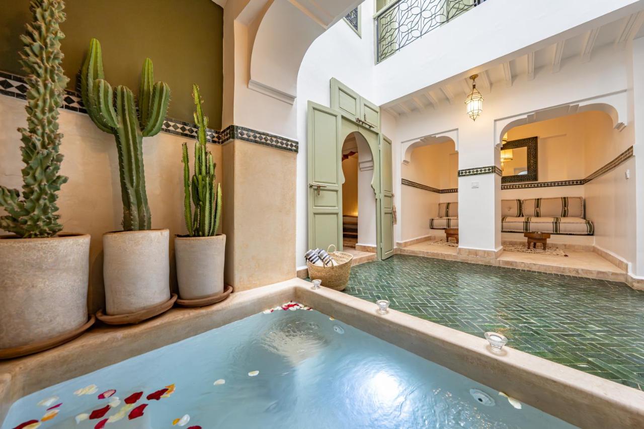 Riad JewelBox Exclusive Stay In the Medina