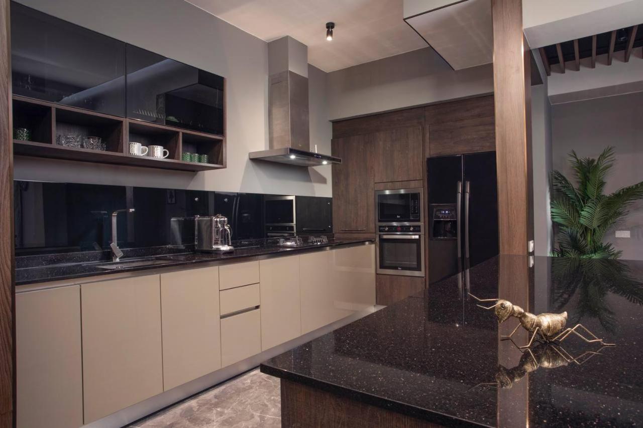 3-bdr Premium Villa in Nai Harn Baan Bua by Neo With Love - 5