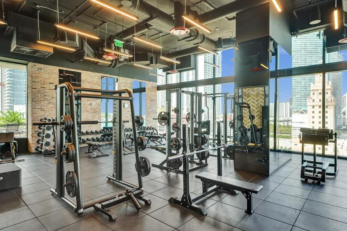 Miami Lux Studio w. Kitchen City and Bay Views - 5