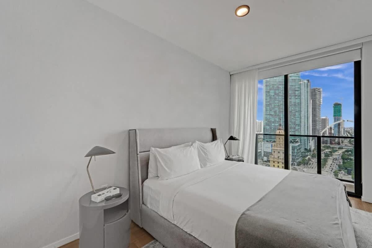 Miami 3BR Retreat City and Bay Views - 2