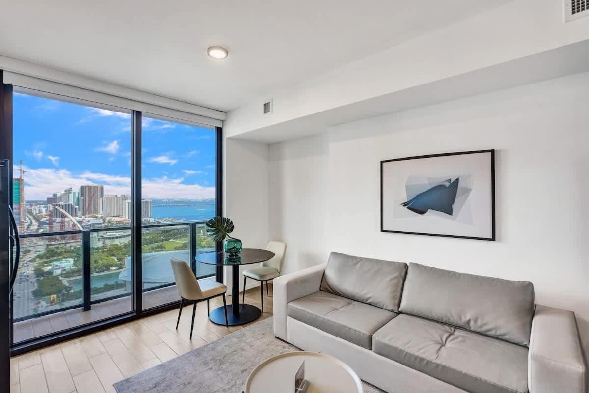 4102 Lux Miami Studio City Bay Views - 2