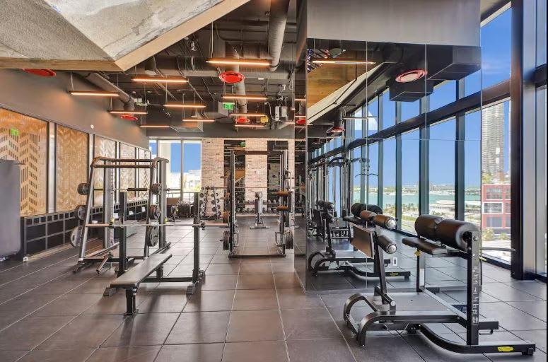 4708 - Lux Miami Studio City Bay Views - 4