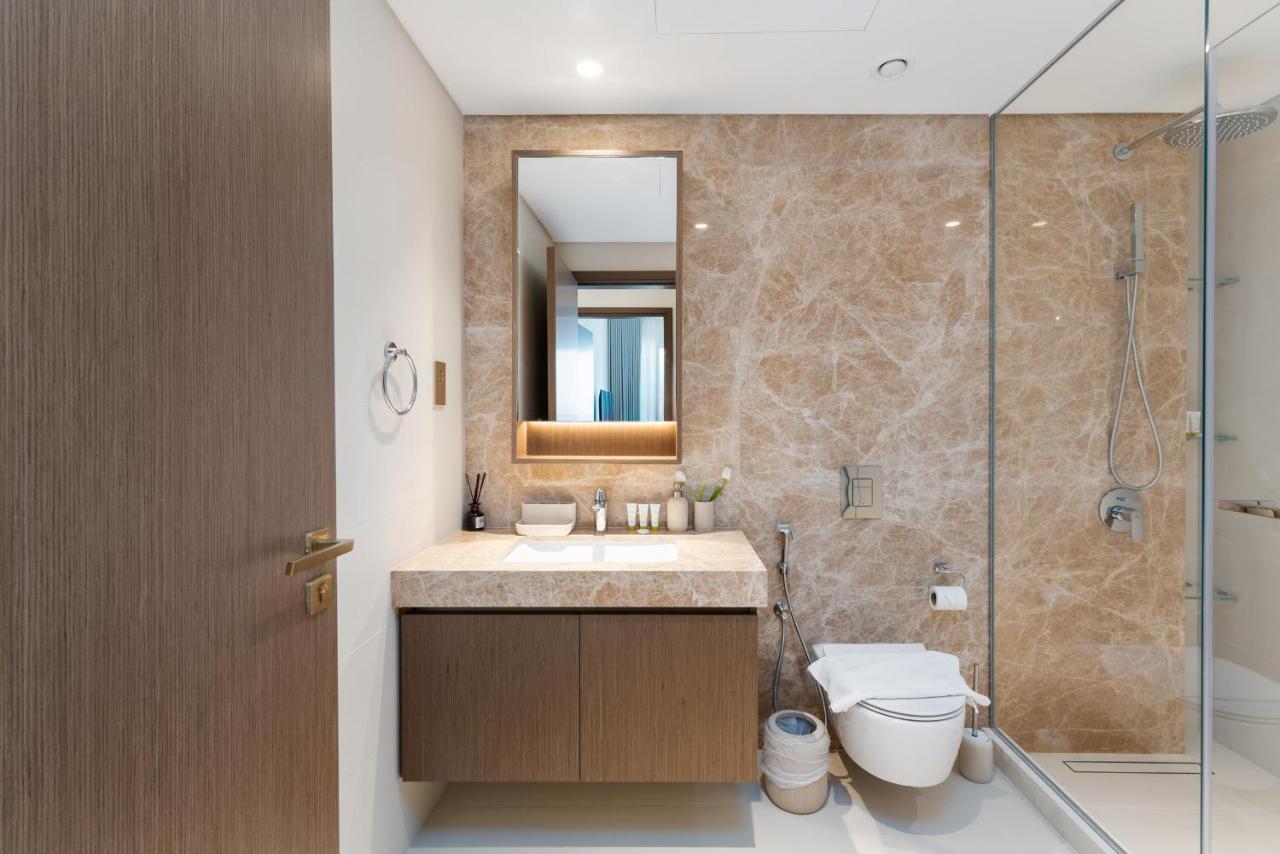 Grand Bleu, Emaar Beachfront - The Mint Stay - 3