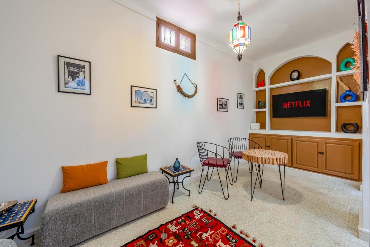 Riad Cherifa Breakfast and Jacuzzi Terrace - 5