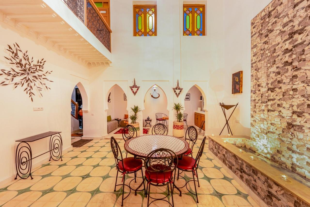 Riad Cherifa Breakfast and Jacuzzi Terrace - 4