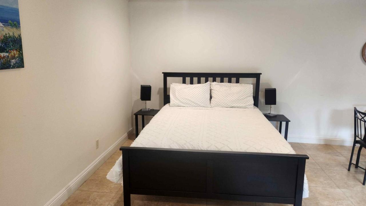 Holiday at Halliday - 2