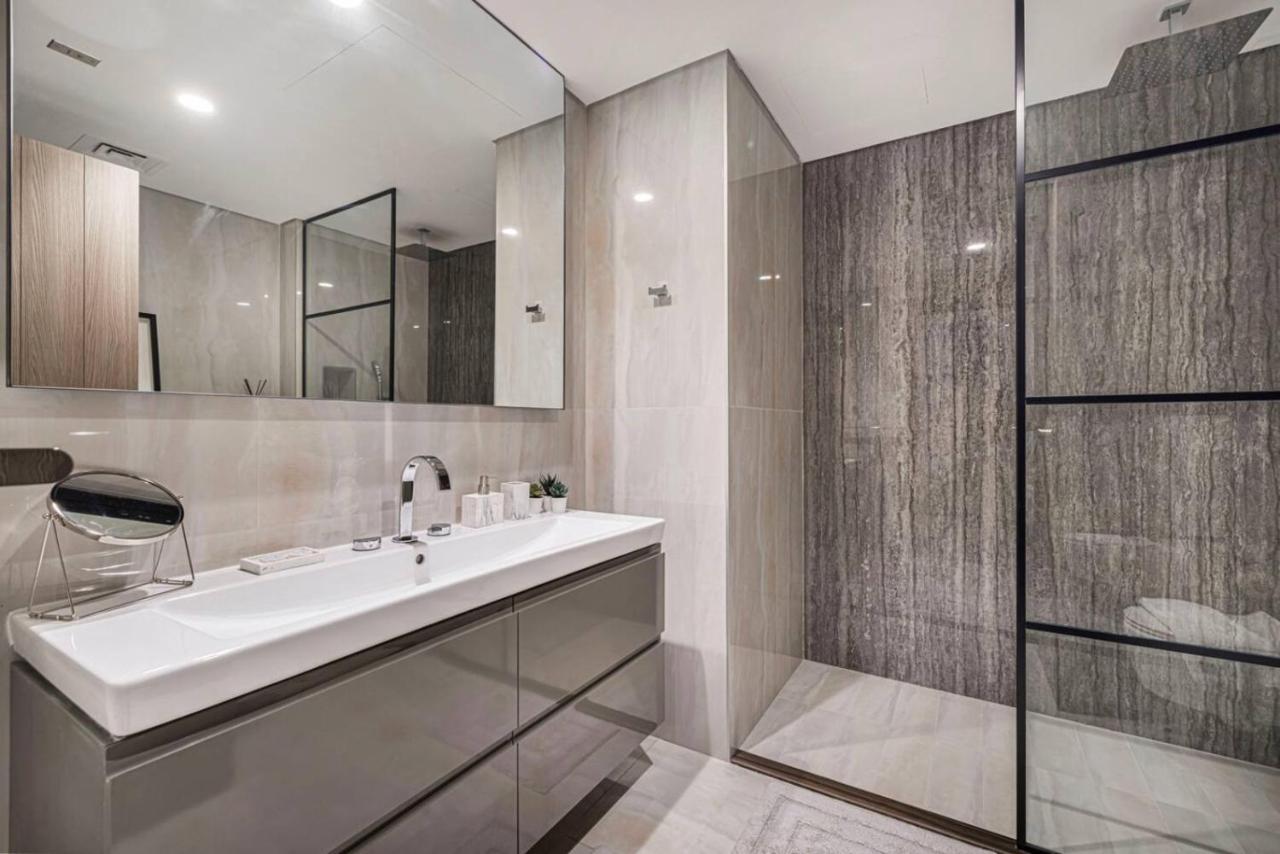 StayMada - Peninsula Exclusive Canal Front Retreat - 3