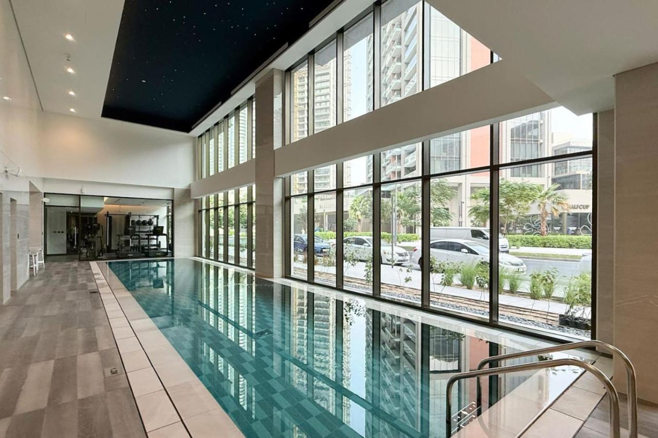 StayMada - Peninsula Exclusive Canal Front Retreat - 4