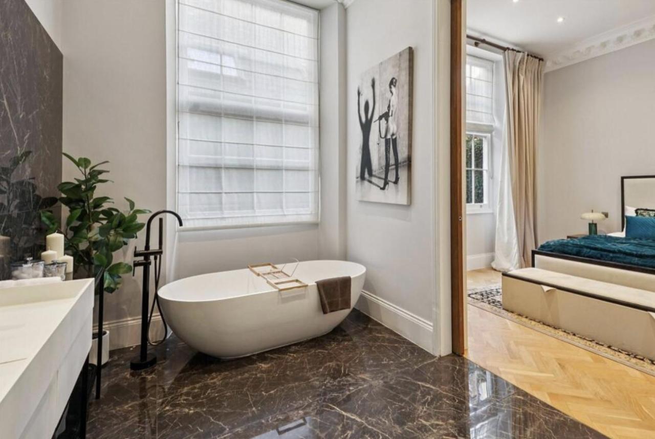 Royal Belgravia Townhouse 4BR on Eccleston Square - 3