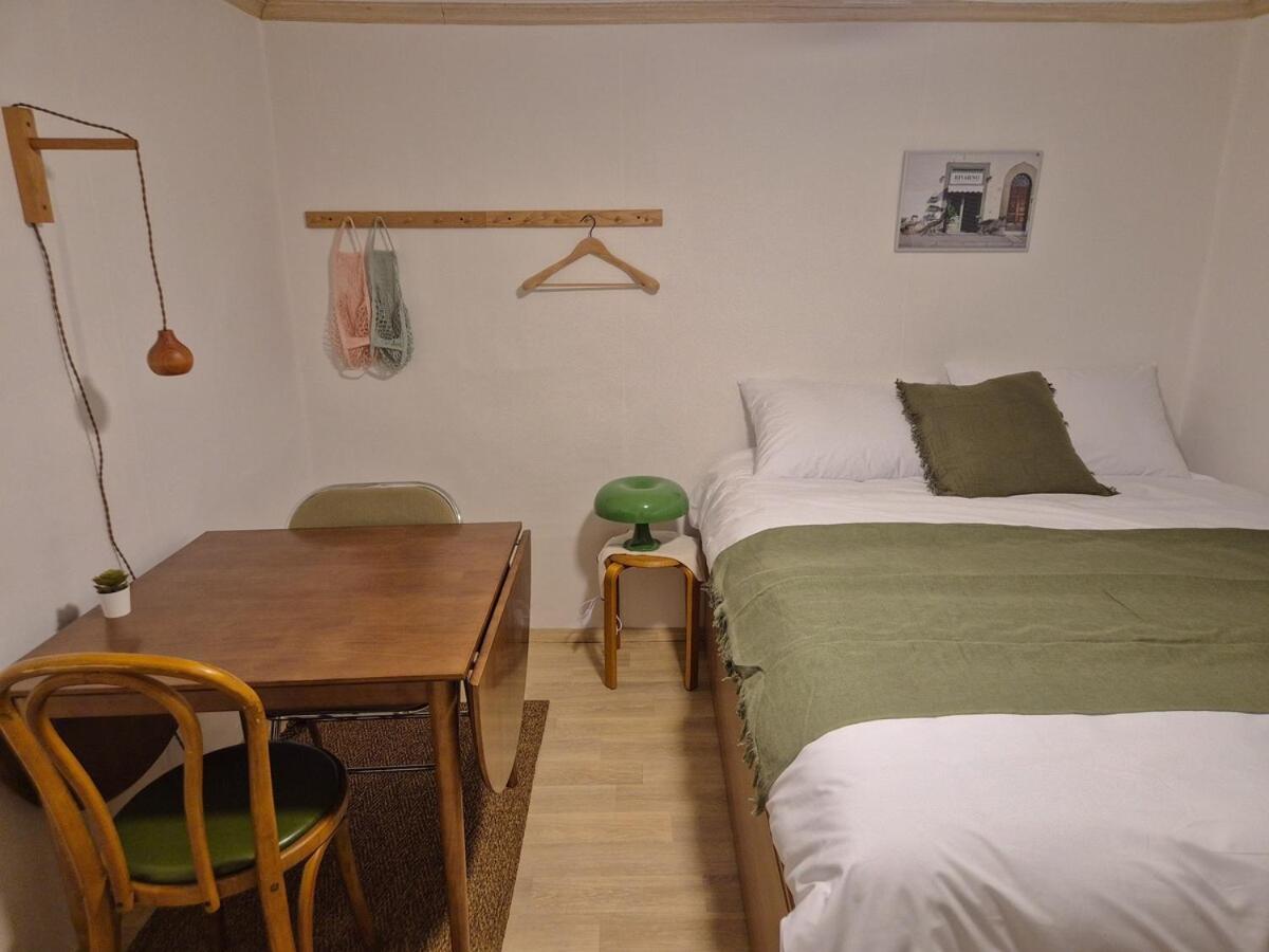 Stay in Green, NEW Mangwon Station 3 minutes on foot, free luggage storage - 2