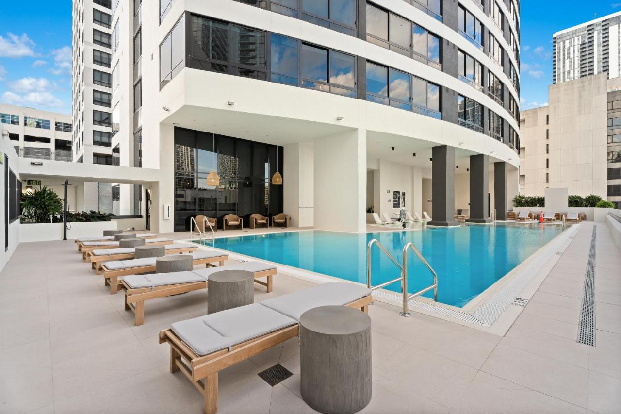 Prime Location Downtown Miami - Pool, Gym & Free Parking - 2