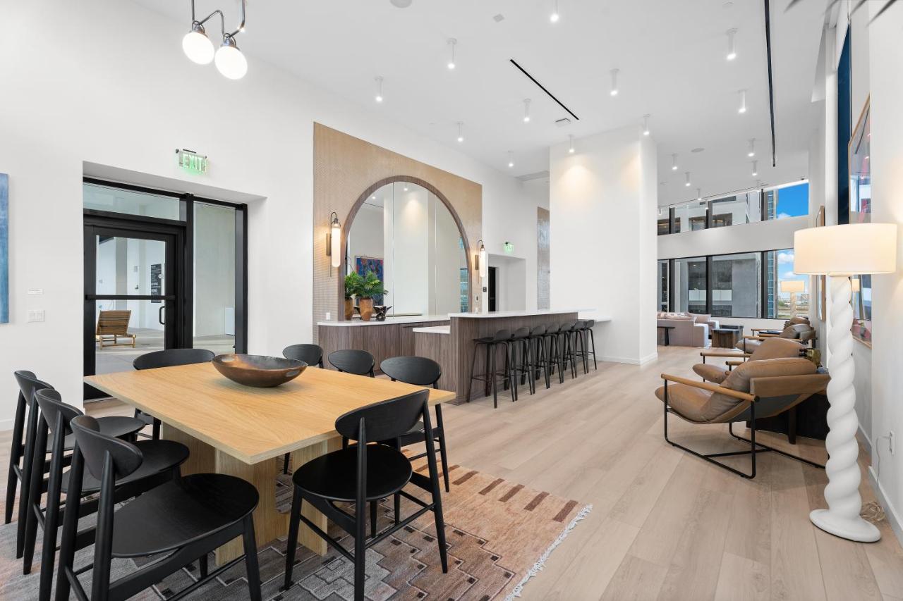 Prime Downtown Location - Amazing Amenities & Top Location - 5