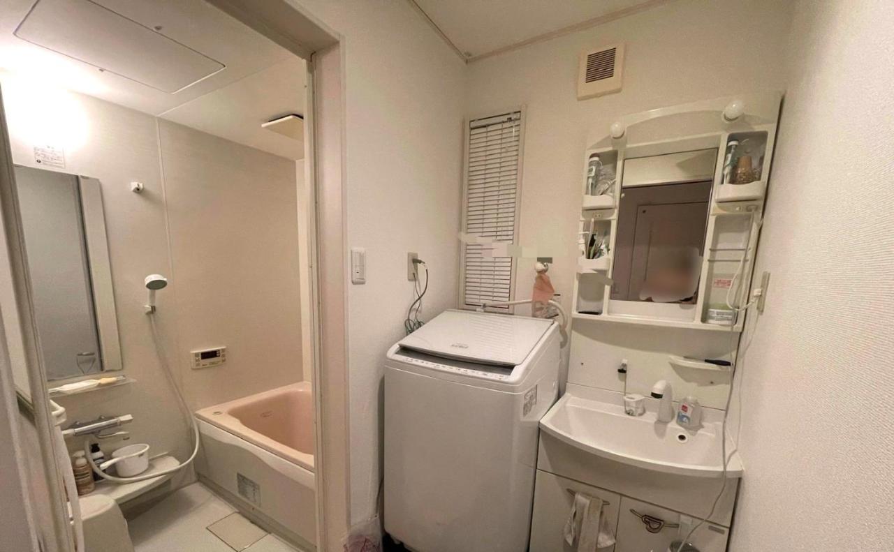 Prime Shinjuku - 12min to Kabukicho - Quiet Park Area - Entire House - 3BD 6Beds - 70 sqm 750 sqft - 3