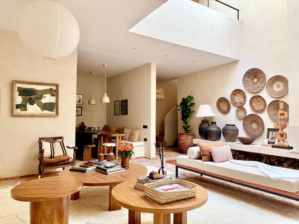 Dar 43 with Private Pool Breakfast Included - 2