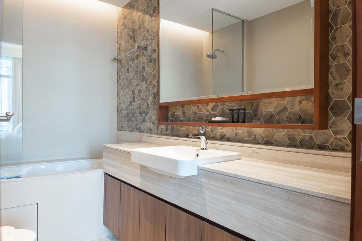 Iconic Burj Khalifa View - Elegant 1BR Apartment - 3