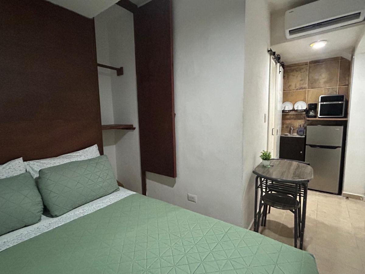 SMALL, Alojamiento Zona Hotelera - 4