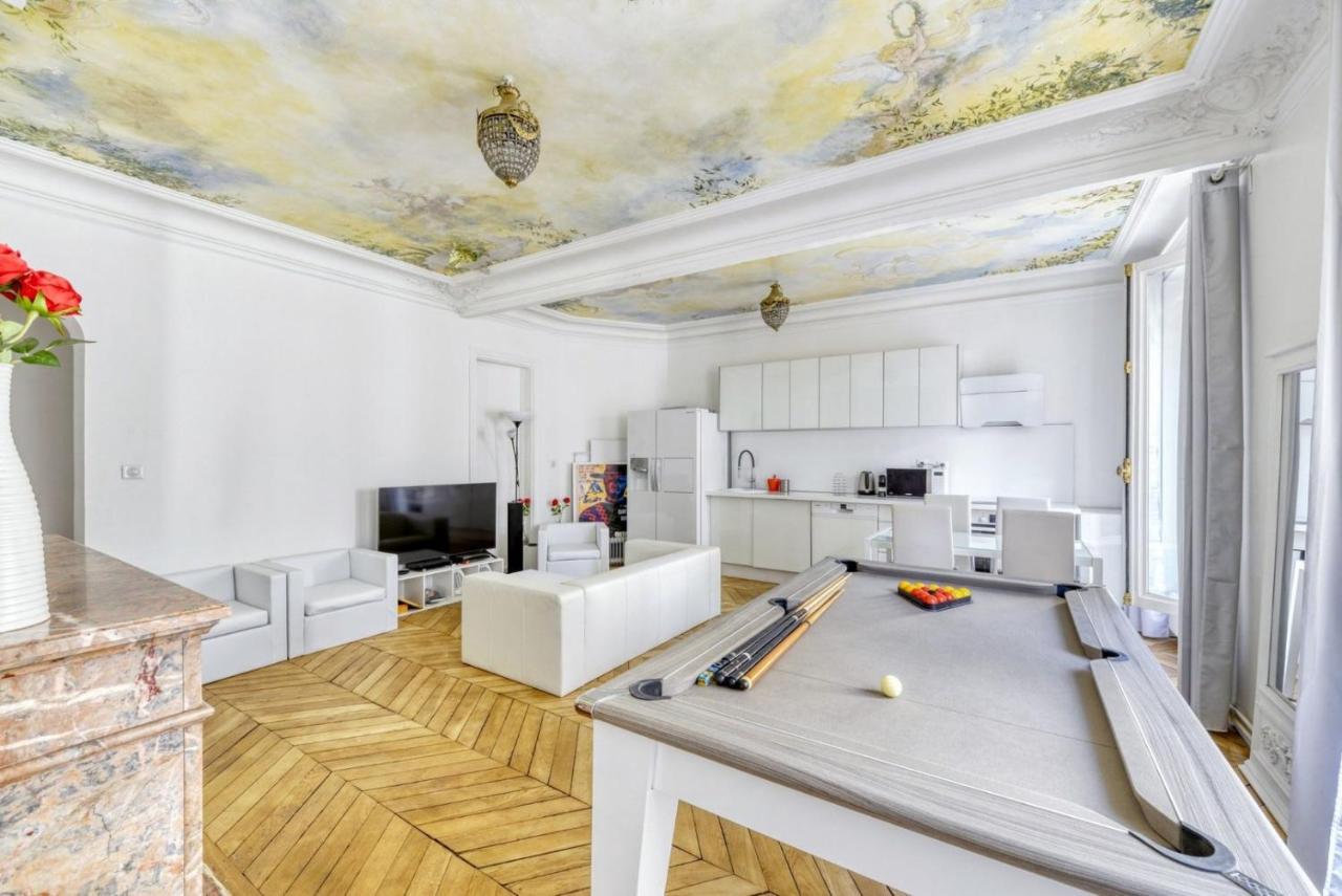 Morningstar Suite 8th Floor Elegance - 4