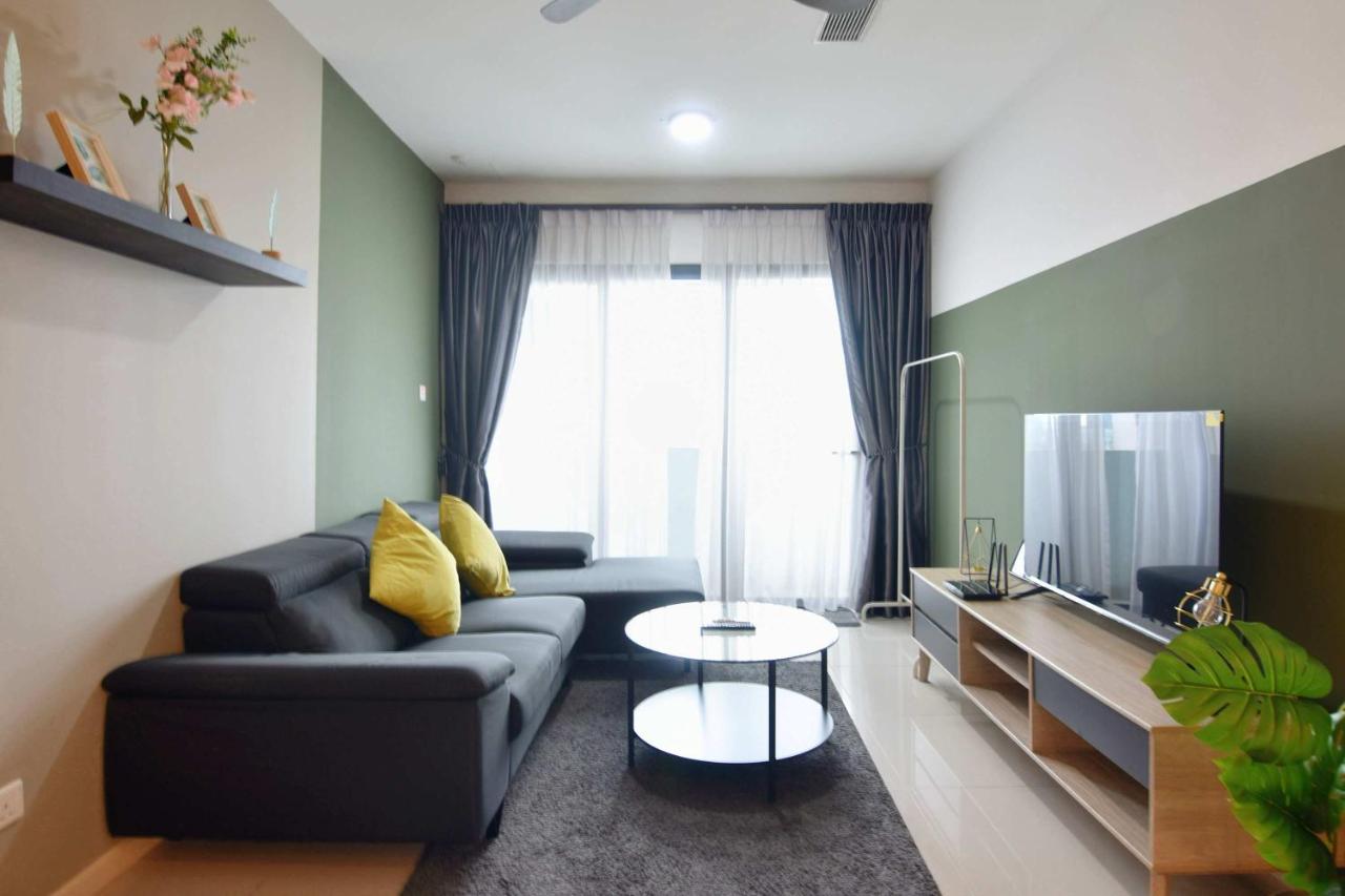 Comfortable City Stay at Suasana Suites JB
