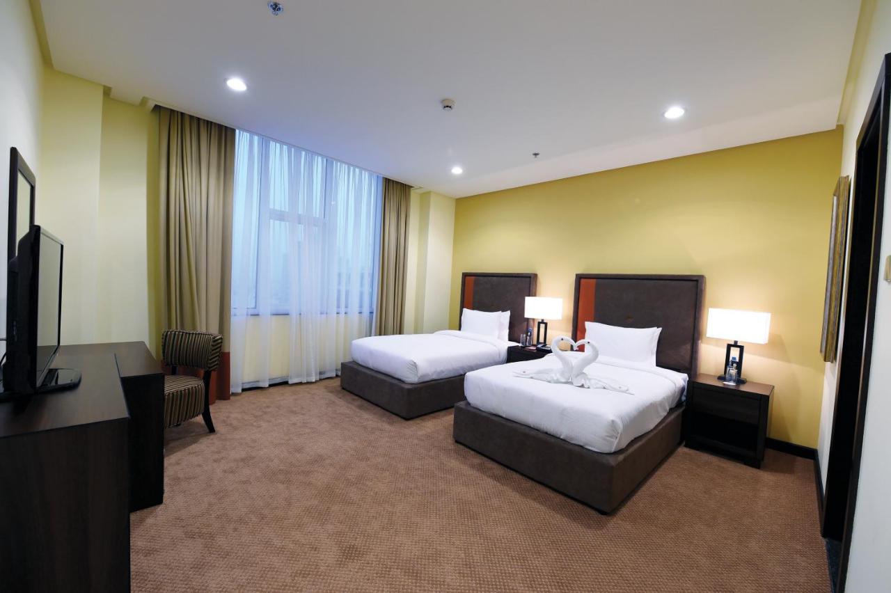 Orange Suites Hotel photo