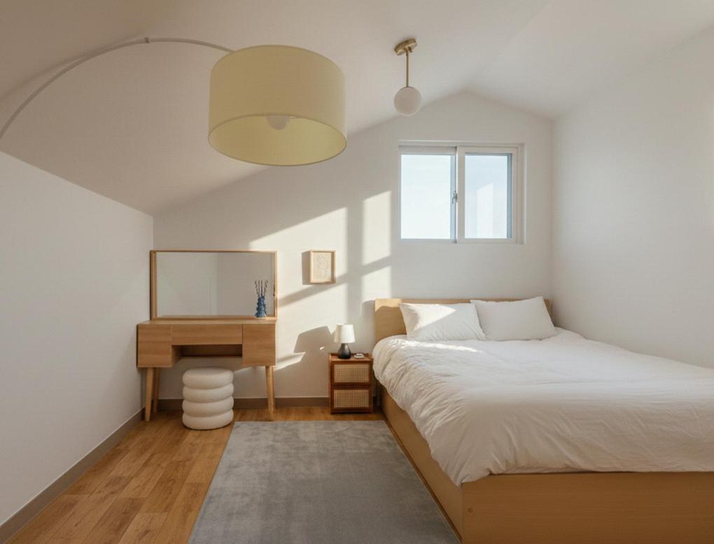 Stay DAON Hongdae Private 4 Bedroom House with 4 Queen Beds 10 mins to station