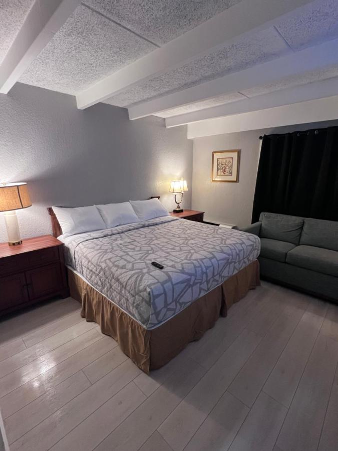 Regency Inn — photo 7
