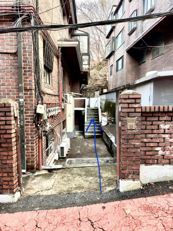 Private Family Home 3 - 3