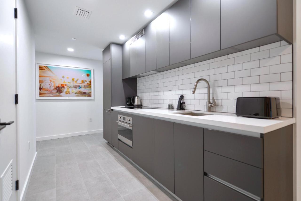 Stylish Studio in Brickell Core - 3