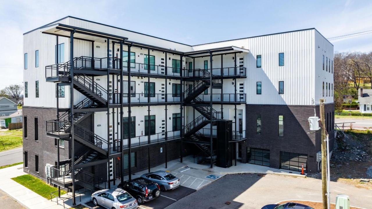 New Build 2 Condos Minutes from Downtown Nashville Dining Entertainment - 4