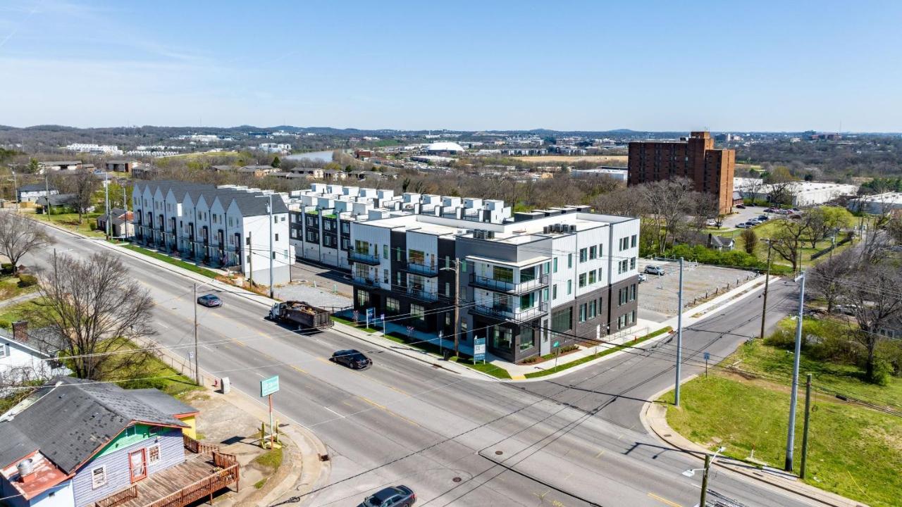 New Build 2 Condos Minutes from Downtown Nashville Dining Entertainment - 2