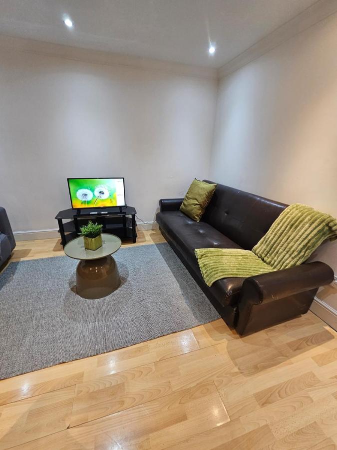 Islington 2 bedroom Apartment by PrimeCityHosts - 5