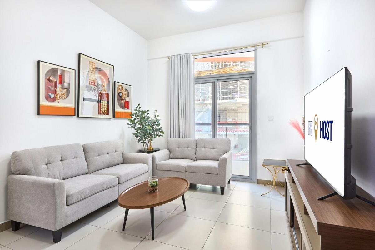 Urban and Central - 1BR at Binghatti Gateway - 5