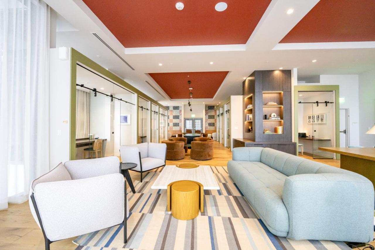 Luxury 1 Master Bedroom in The Crosby 2110 - 3