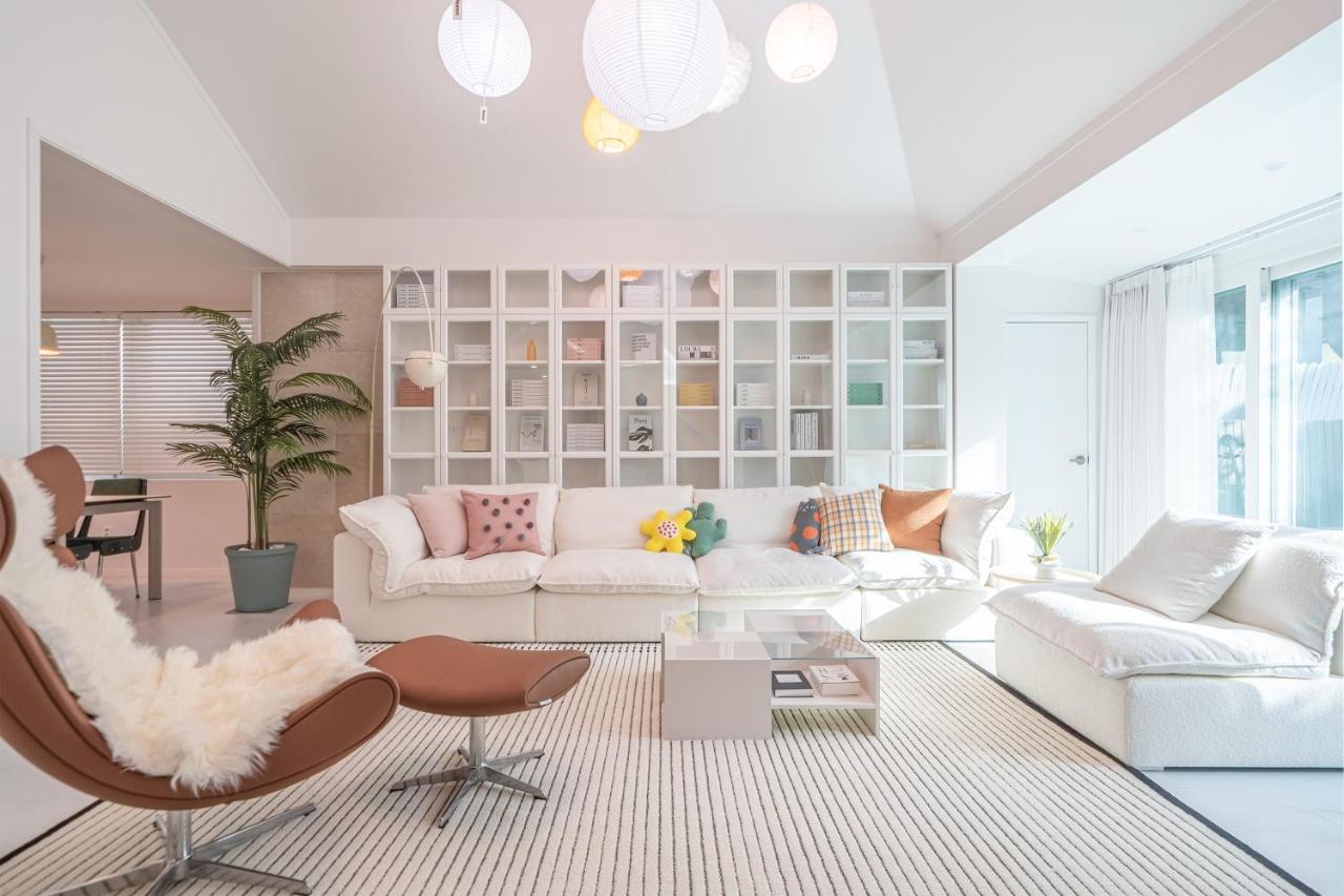 Hongdae#Hapjeong Station 7 minutes #Room7 #imagined Mansion #Spacious Living Room#Large Room#Exclusive Use#Designer Accommodation - 5
