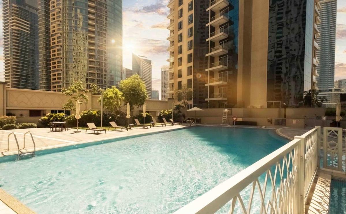 Dubai Marina Penthouse Suite - Prime Location - 4