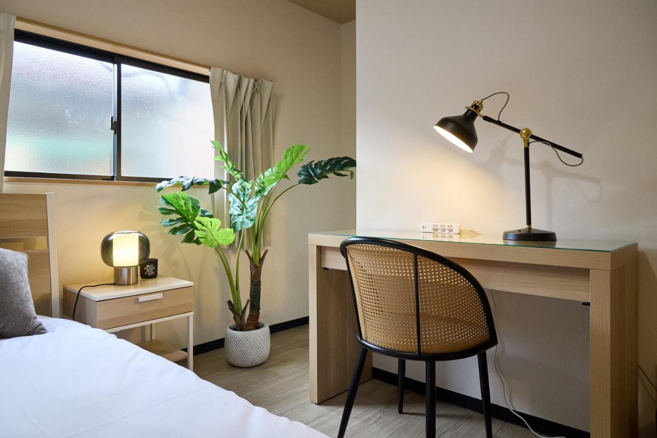 ZOO NIGHT -60 min direct to KIX- 大阪