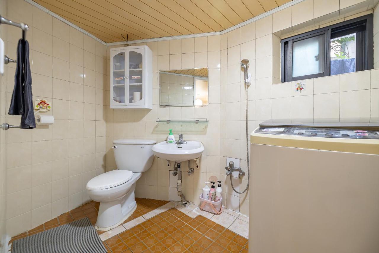 5min, Seoul Stn, 3R5B, group, family, good location for travel, Myeongdong, Itaewon, Hongdae - 3