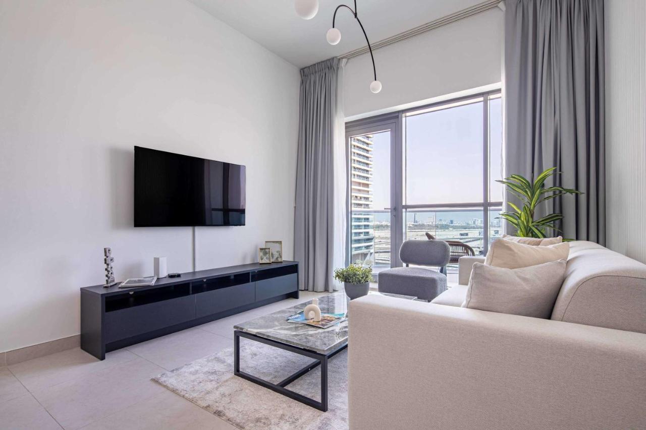 Frank Porter - The Bay - 2