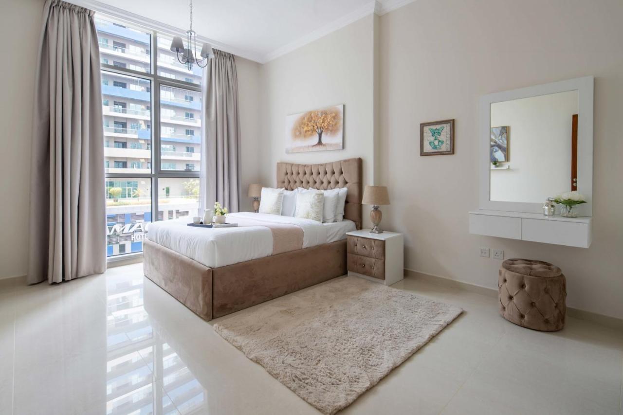 Frank Porter - Dunya Tower - 2