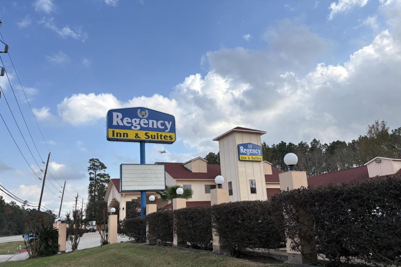 REGENCY INN & SUITES — photo 13